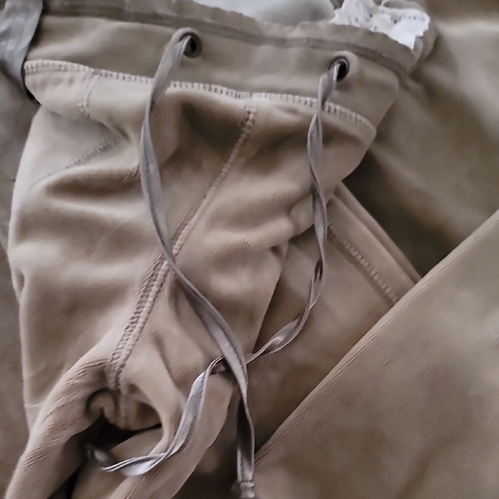 Hollister Hoodie And Pants Set - Picture 4 of 5